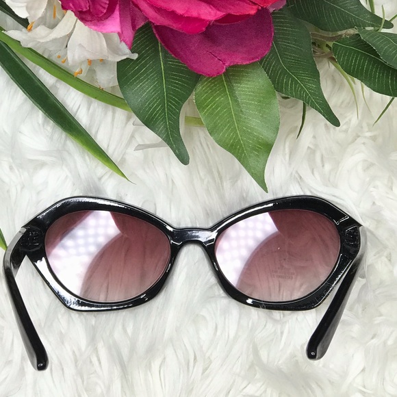 ALDO SUNGLASSES 🕶 - Picture 2 of 4